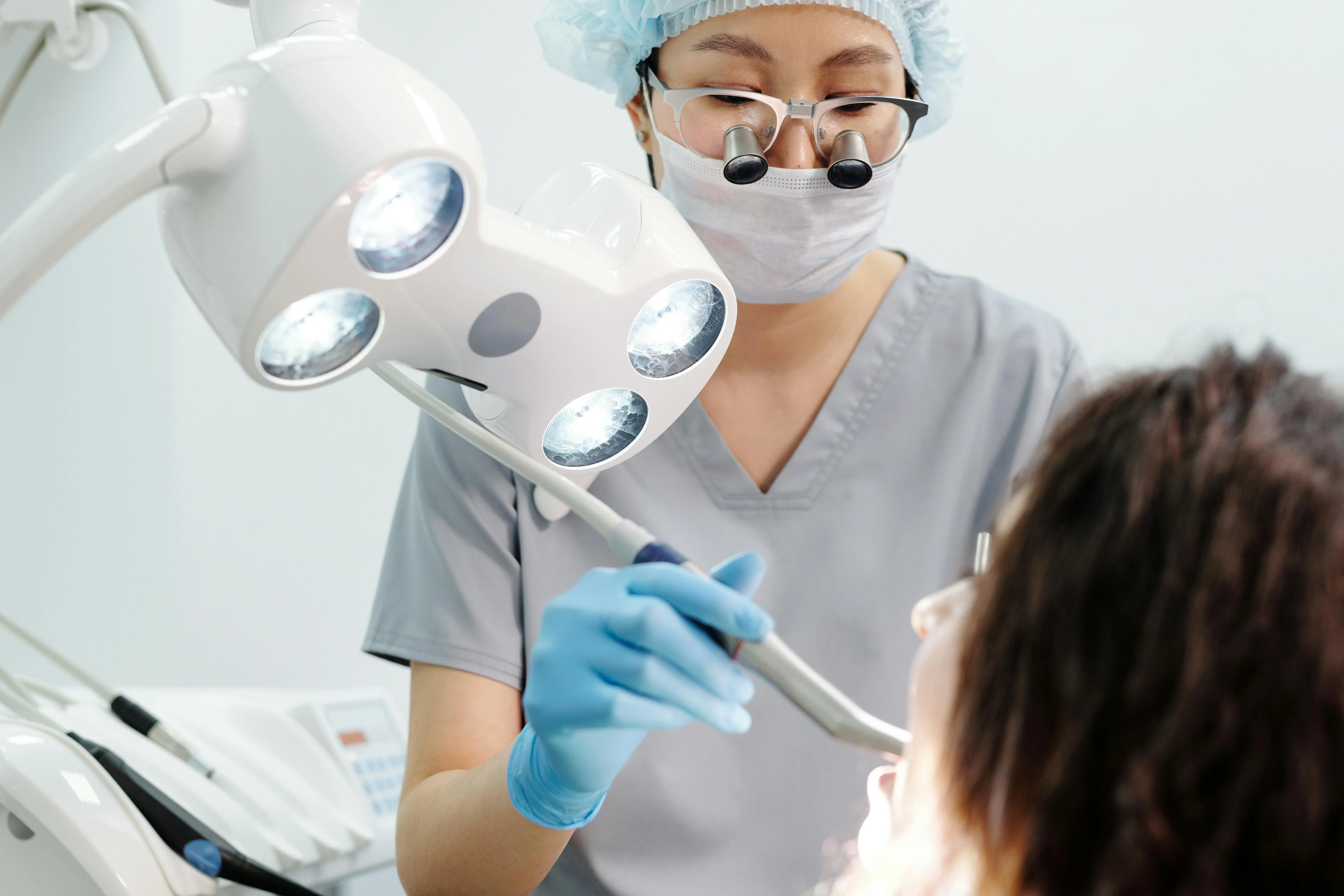 Dental Cleaning Dos and Don’ts: Expert Advice for a Brighter Smile
